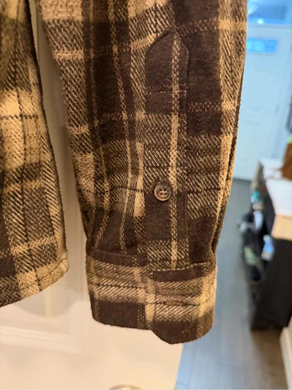 Jachs Men’s Brown and Cream Plaid Shirt Jacket